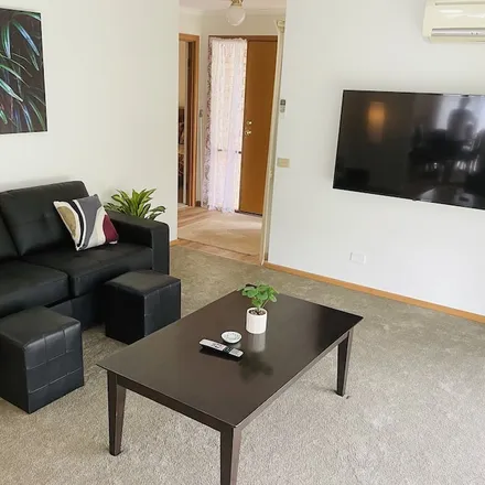Rent this 2 bed apartment on Mansfield VIC 3722