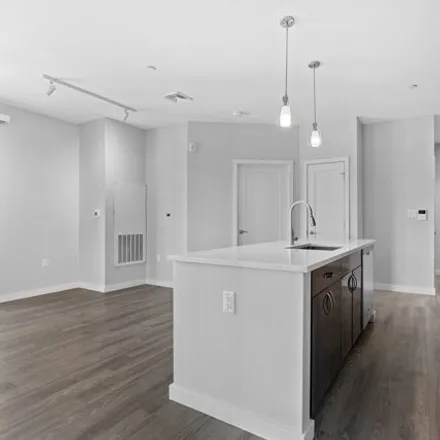 Image 9 - 640 Boston Avenue, Medford Hillside, Medford, MA 02144, USA - Apartment for rent