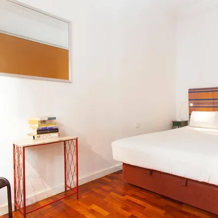 Rent this 1 bed apartment on Autoescola Bahía in Travessera de Gràcia, 187