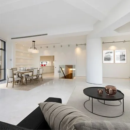 Rent this 3 bed apartment on Hopton's Gardens in Hopton Street, Bankside