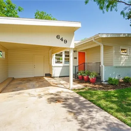 Buy this 3 bed house on 693 Briarwood Street in Abilene, TX 79603