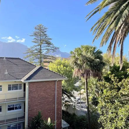 Rent this 3 bed apartment on Sunninghill Road in Wynberg, Cape Town