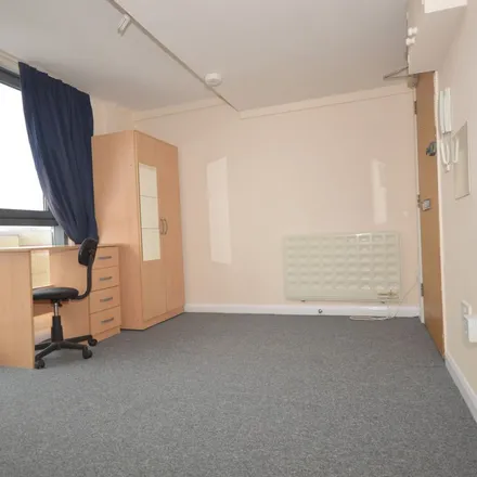 Rent this 1 bed apartment on Mede House in Salisbury Street, Bedford Place