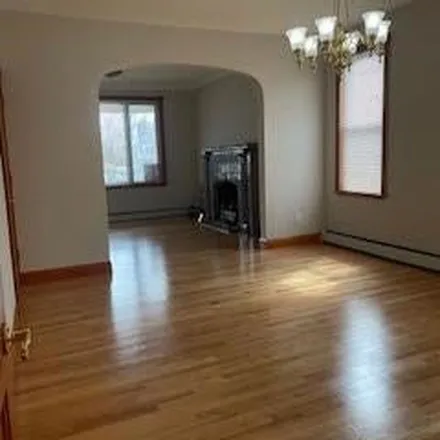 Rent this 2 bed apartment on Temple Emanuel in West 29th Street, Bayonne