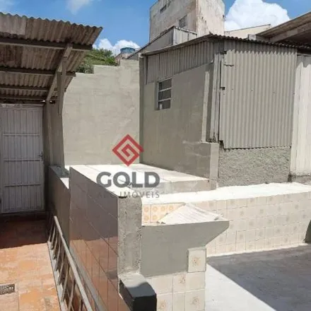 Rent this 2 bed house on Rua do Carlão in Vila Lucinda, Santo André - SP