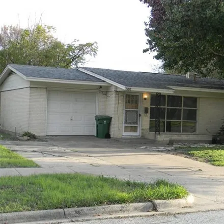 Image 1 - 7908 Lazy Lane Road, North Richland Hills, TX 76180, USA - House for sale