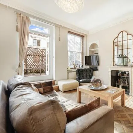 Buy this 1 bed apartment on 31 Park Walk in London, SW10 0AQ