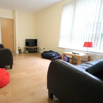 Rent this 8 bed townhouse on 66 Colum Road in Cardiff, CF10 3EE