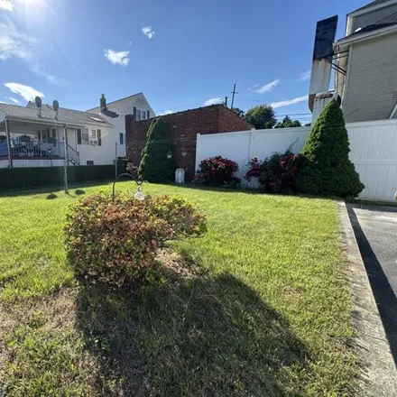 Image 3 - 704 Highland Ave, Waterbury, Connecticut, 06708 - Apartment for rent