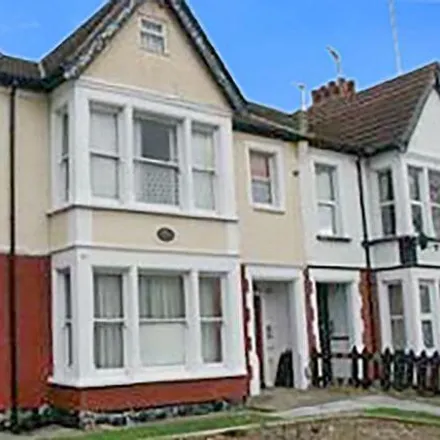 Buy this 1 bed apartment on Cranley Road in Southend-on-Sea, SS0 8AE