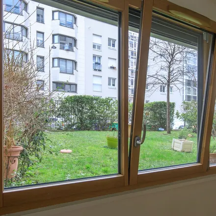 Rent this 3 bed apartment on 46 Rue Planchat in 75020 Paris, France