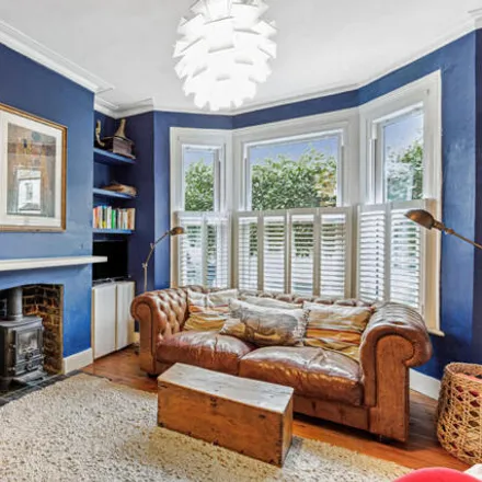 Image 3 - 2 Carlton Road, London, W4 5DY, United Kingdom - Townhouse for sale