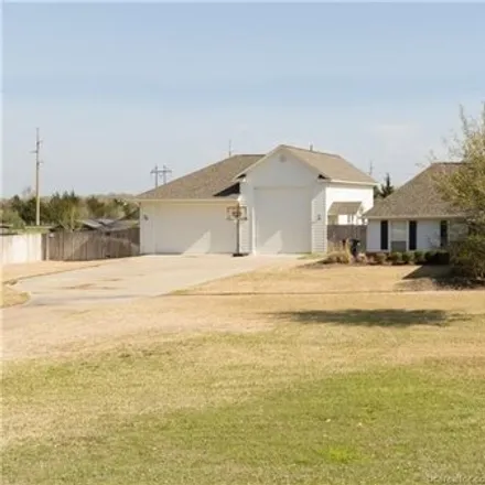 Buy this 4 bed house on 1640 Harris Drive in College Station, TX 77845