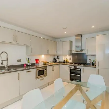 Image 5 - 90 Gaisford Street, London, NW5 2EH, United Kingdom - House for rent