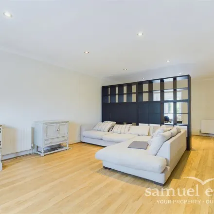 Image 9 - 118 Seaforth Avenue, London, KT3 6JU, United Kingdom - Apartment for rent