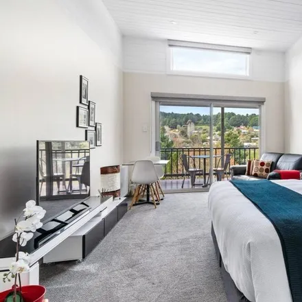 Rent this 1 bed apartment on Daylesford VIC 3460