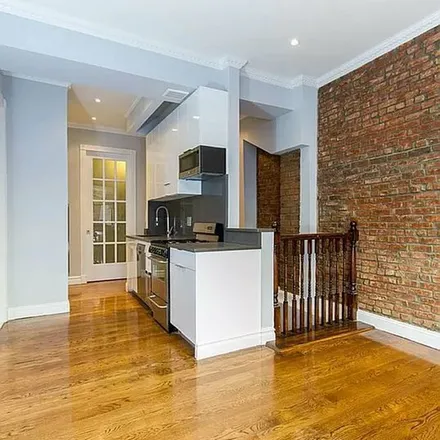 Rent this 5 bed apartment on House ZAZA in 330 East 100th Street, New York