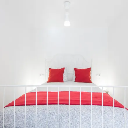 Rent this studio apartment on Rambla del Raval in 37, 08001 Barcelona