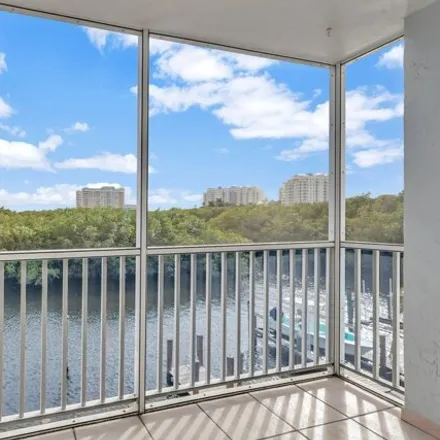 Buy this 1 bed condo on 406 South Seacrest Boulevard in Boynton Beach, FL 33435