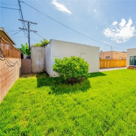Image 4 - 1839 West 65th Place, Los Angeles, CA 90047, USA - House for sale