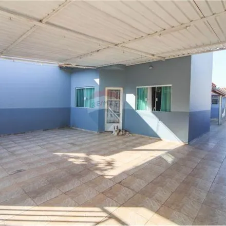 Buy this 3 bed house on Rua Jorge Antônio de Oliveira in Centro, Capela do Alto - SP