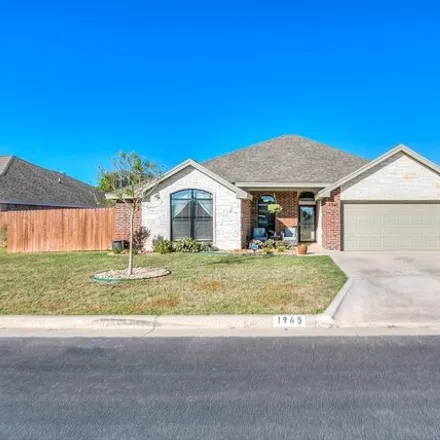 Buy this 4 bed house on 1941 Chesney Lane in San Angelo, TX 76904