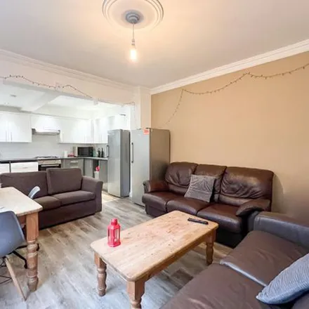Rent this 4 bed apartment on Harland Road in Sheffield, S11 8NB