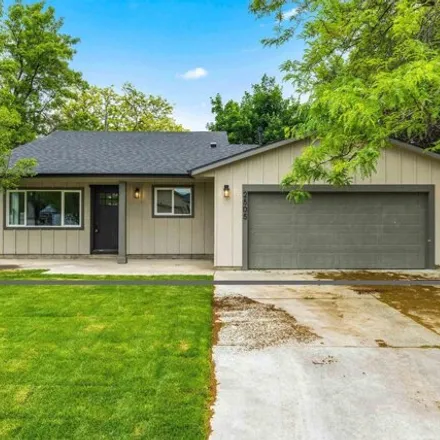 Buy this 3 bed house on 2505 Oak St in Nampa, Idaho