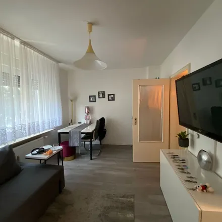 Rent this 2 bed apartment on Subbelrather Straße 203 in 50823 Cologne, Germany