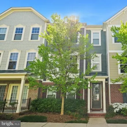 Buy this 3 bed house on Washington & Old Dominion Trail in Herndon, VA 20172