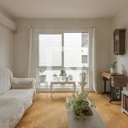 Buy this 2 bed apartment on Restaurante Metropole in Rua Felipe Neri, Auxiliadora