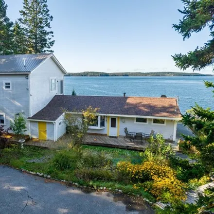 Image 3 - 38 Deep Cove Road, Eastport, ME 04631, USA - House for sale