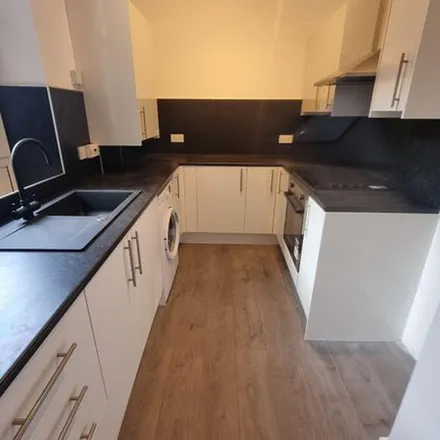 Rent this 4 bed apartment on Salisbury Terrace in Great Western Road, Aberdeen City