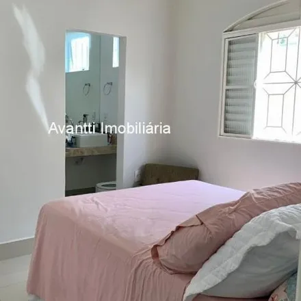 Buy this 2 bed house on Rua da Produção in Minas Gerais, Uberlândia - MG