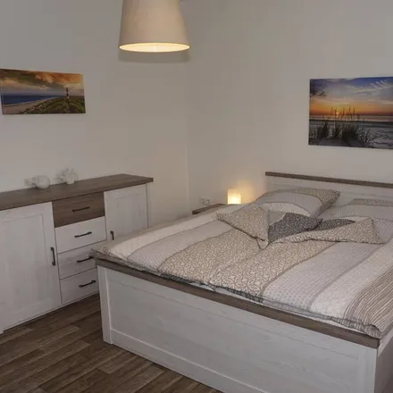 Rent this 3 bed house on Dornum (Ostfriesland) in Am Galgenhügel, 26553 Dornum