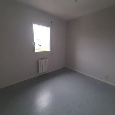 Rent this 3 bed apartment on 1 Rue du Trégor in 35830 Betton, France