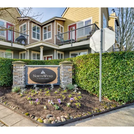 Buy this 3 bed condo on 771 Southeast Fairwind Loop in Vancouver, WA 98661