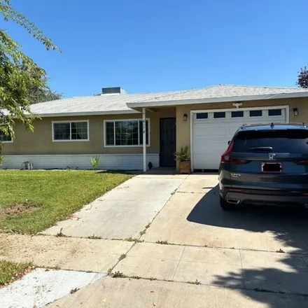 Buy this 3 bed house on 4582 North Feland Avenue in Fresno, CA 93722