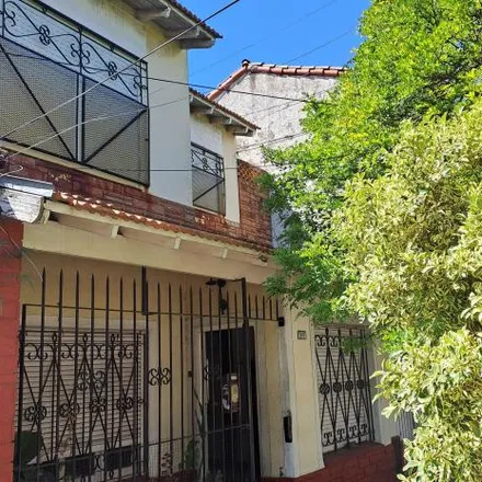 Buy this 3 bed house on Avenida 9 de Julio 2399 in Partido de Lanús, 1825 Lanús Este