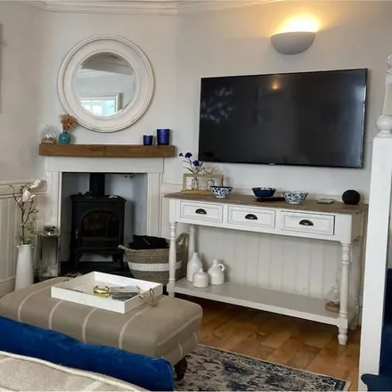 Rent this 2 bed townhouse on Fowey in PL23 1BZ, United Kingdom