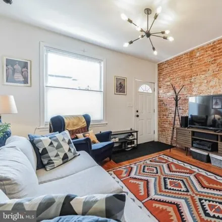 Image 6 - 1608 East Hewson Street, Philadelphia, PA 19125, USA - House for sale