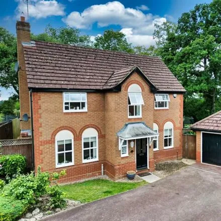 Buy this 4 bed house on Russet Drive in Shenley, WD7 9RH