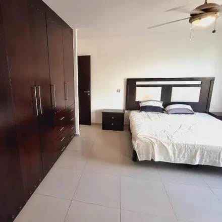 Rent this 2 bed apartment on unnamed road in 77526 Cancún, ROO