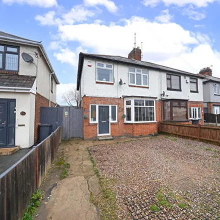 Buy this 3 bed duplex on Evesham Road in Leicester, LE3 2BE