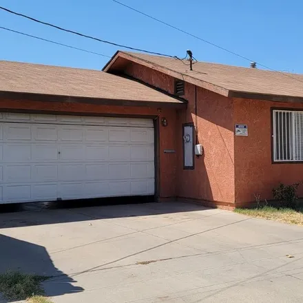 Buy this 3 bed house on 3437 North College Avenue in Fresno, CA 93704