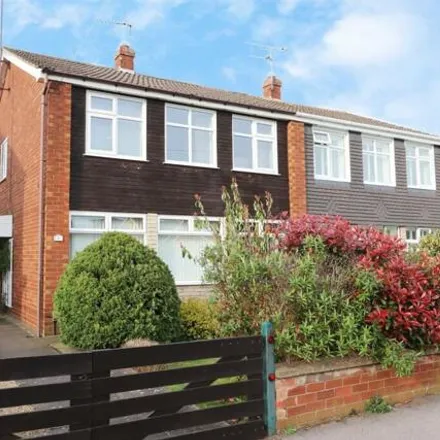 Buy this 3 bed duplex on Shakespeare Avenue in Scunthorpe, DN17 1SA