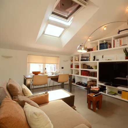 Rent this studio apartment on Calle del Heroísmo in 8, 50002 Zaragoza