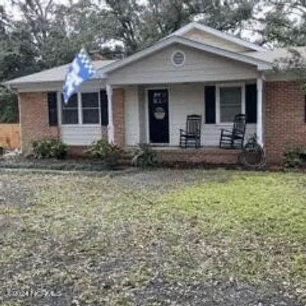 Rent this 3 bed house on 6018 Greenville Loop Road in Wilmington, NC 28409