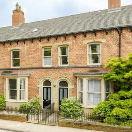 Buy this 5 bed townhouse on Bond End Gardens in Knaresborough, North Yorkshire