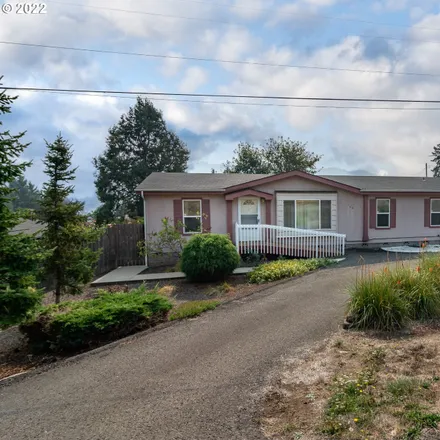Buy this 3 bed house on 340 East 6th Avenue in Sutherlin, Douglas County
